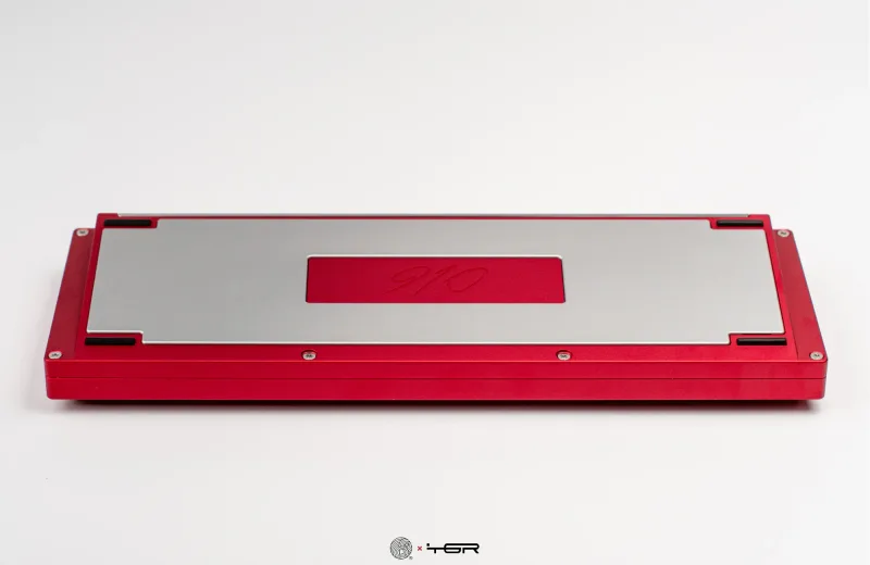 tgr-910-red-product-listing-03_2001x.webp