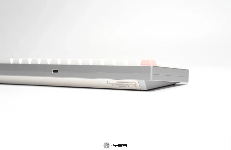tgr-910-silver-blp-05_2001x.webp
