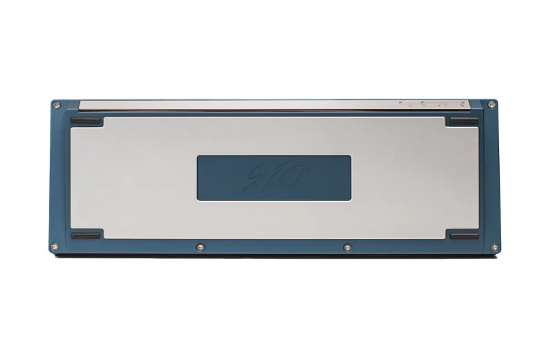 tgr-910-svb-02_2001x.webp