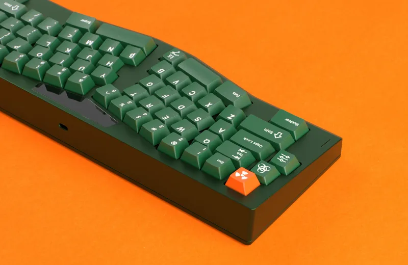 gmk_cyl_nuclear_data_2_keyboard_07_2048x2048.webp
