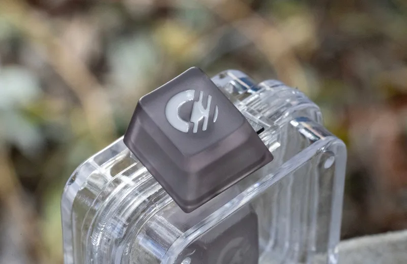 gmk_cyl_ascii_salvun_01_2048x2048.jpg