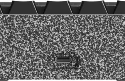 event-horizon-back.png