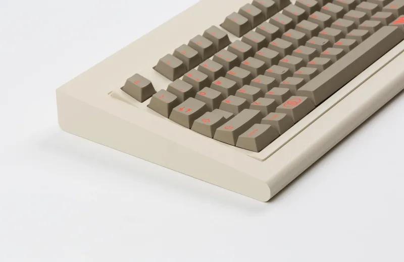 Model_OLED-3_3000x.webp
