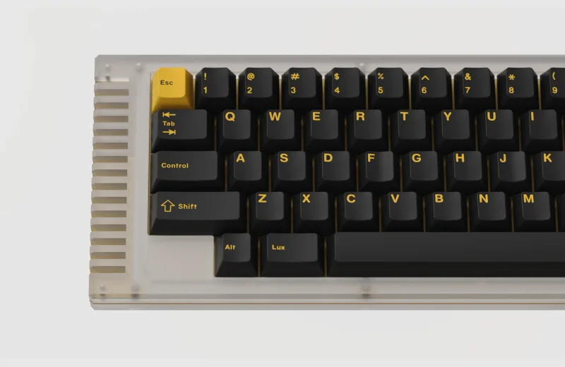 GMK_LUX_32_THERMAL_01_2048x2048.webp