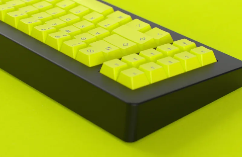 CYL_Hi_Viz_NK_Plus_CU_3000x.webp