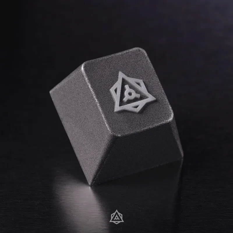 white-logo.gif