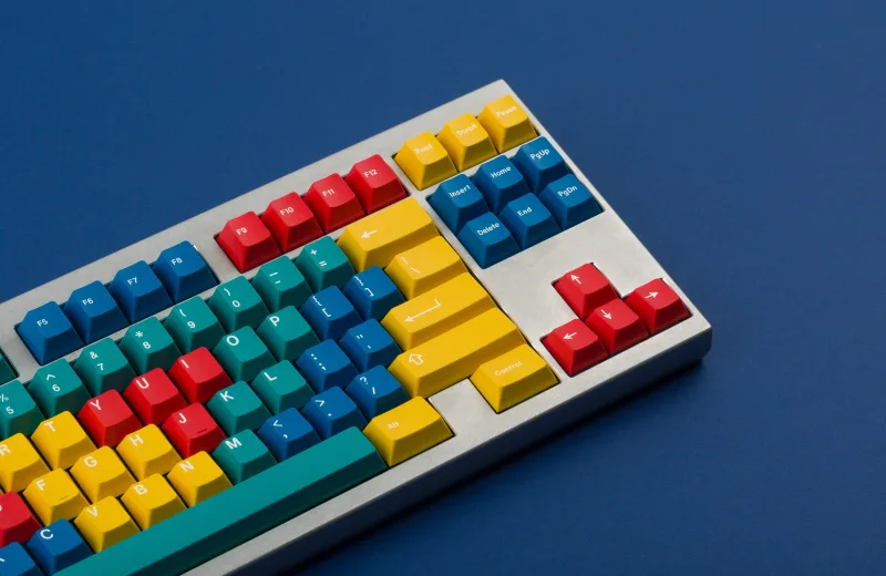 GMK_CYL_Panels_16x9-10_3000x.webp