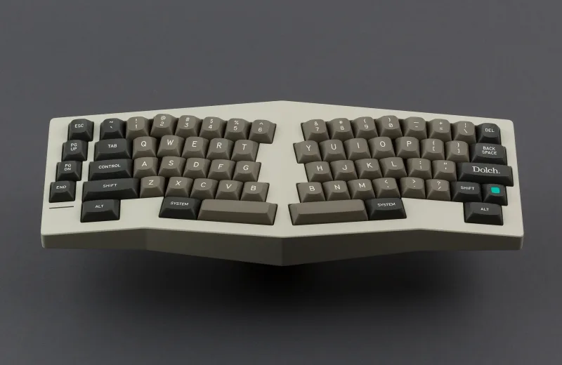 gmk_mtnu_dolch_keyboard_05_2048x2048.webp