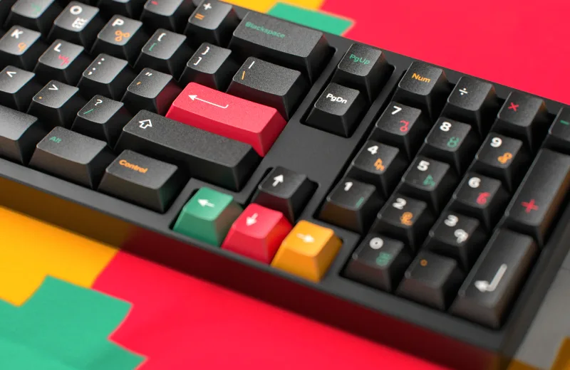 GMK_CYL_Tribal_Ibis_CU_3000x.webp