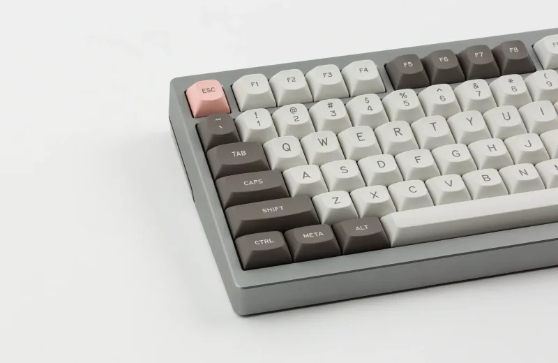 GMK_MTNU_RD1973-5_3000x.webp