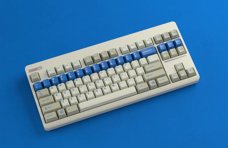 gmk_cyl_blue_alert_keyboard_03_2048x2048.webp