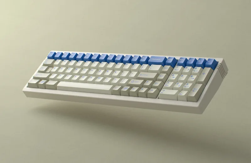 gmk_cyl_blue_alert_keyboard_07_2048x2048.webp