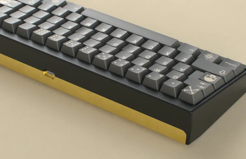 GMK_CYL_Boneyard_R2_KeyCult_No2_65_CU_3000x.webp