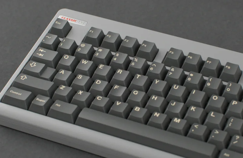 GMK_CYL_Boneyard_R2_Classic_TKL_CU_3000x.webp