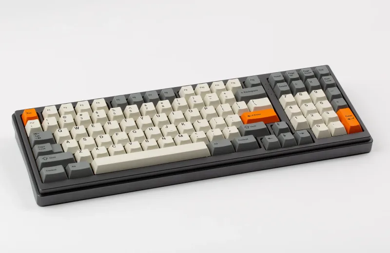 GMK_CYL_BetaJs_16x9-17.webp