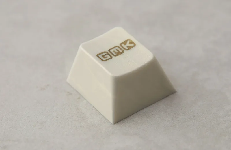 GMK_0213_F1_1920x1920.jpg