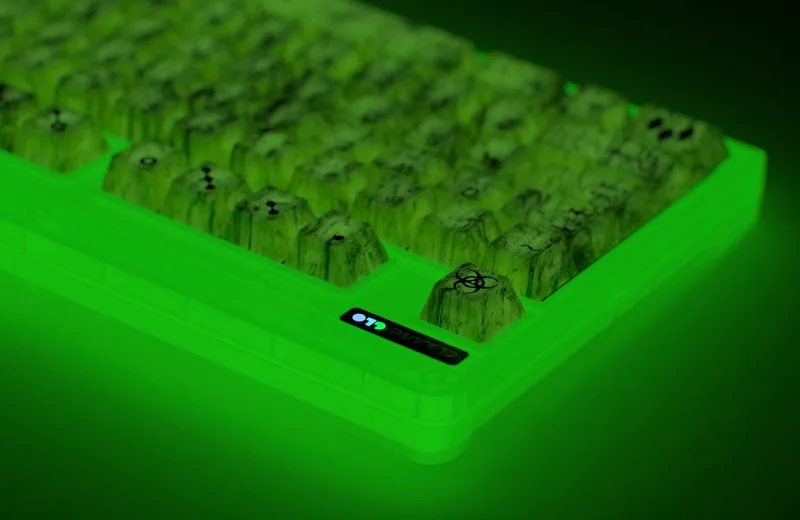 GMK_Mutagen_Classic_GLO_CU_3000x.webp