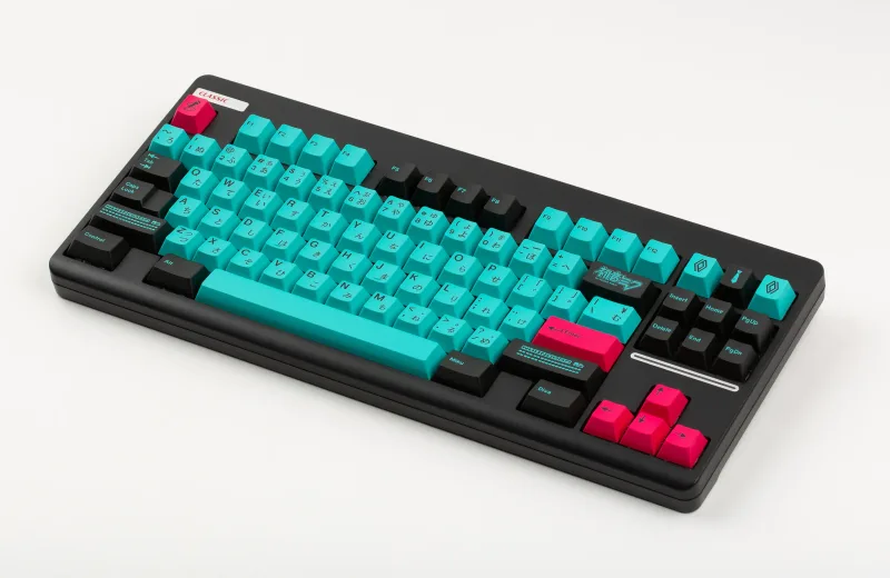 GMK_CYL_Miku-1_3000x.webp
