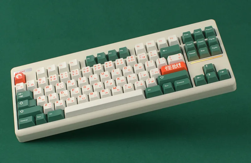 GMK_Kaiju_R3_Classic_Wide_3000x.jpg