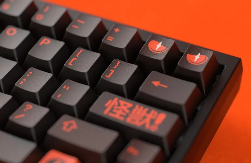 GMK_Kaiju_R3_Atom_CU_3000x.jpg