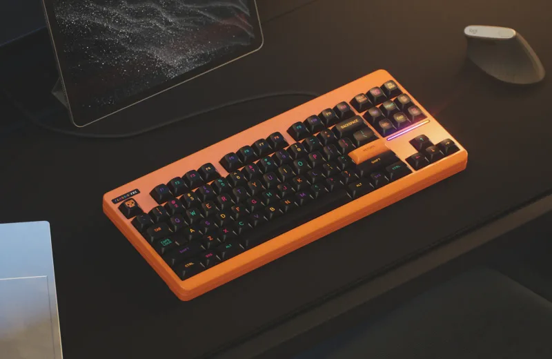 GMK_Mictlan_R2_Desk_CTKL_MTNU.webp