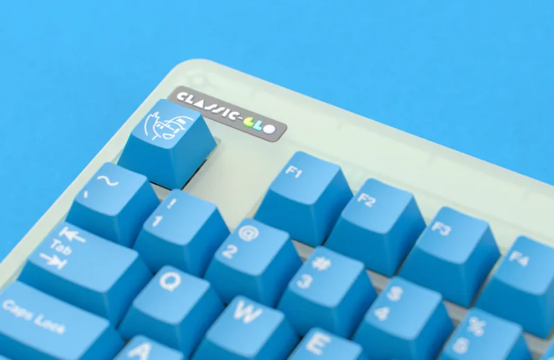 GMK_Unobtanium_ClassicGLO_CU_3000x.webp