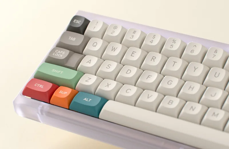 GMK_MTNU_Foundation_R2_No2_65_CU.jpg