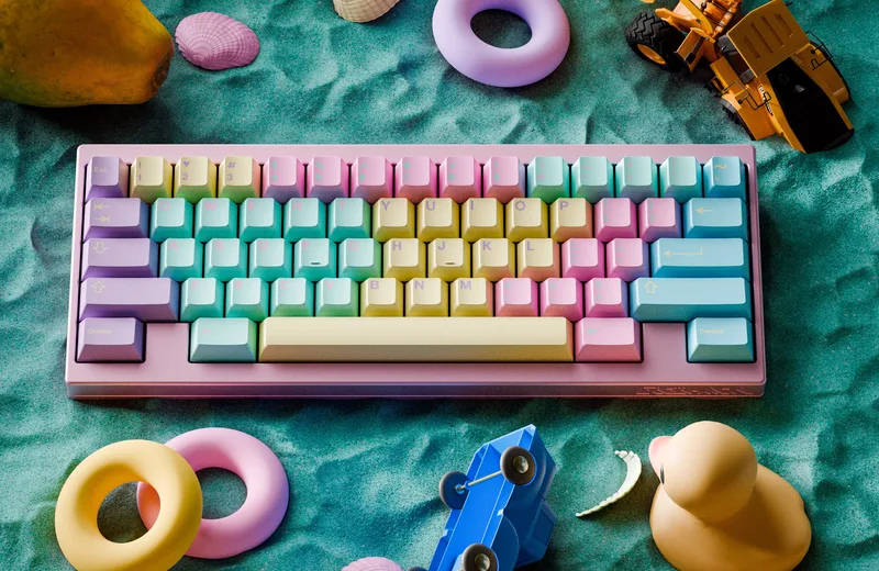 GMK_Divina_Papaya_Scene_1_Render_1_MiKeyDigit.jpg