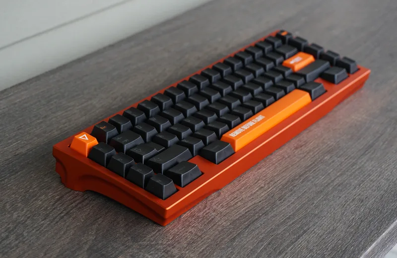 valk_orange_finn_1.jpg