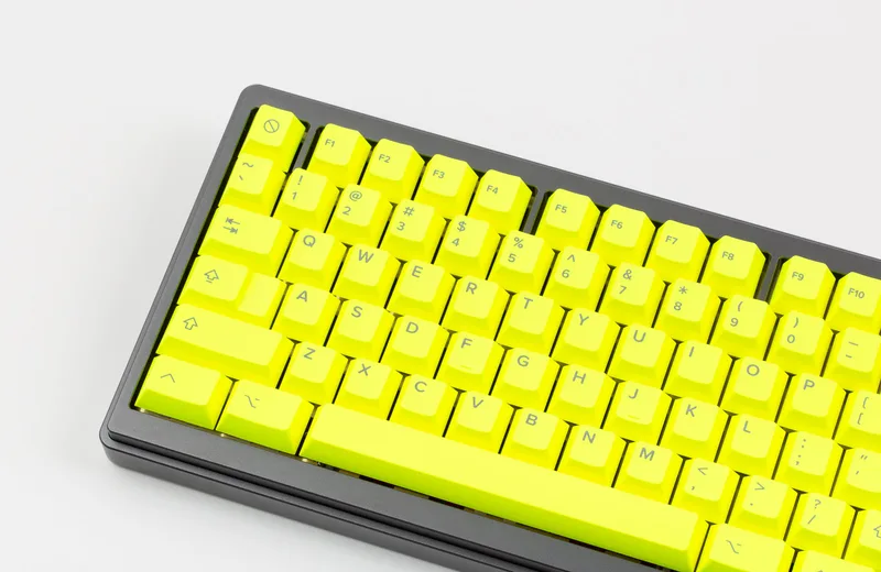 GMK_CYL_HiViz-10_9148bb90-560e-48a4-9a78-b087cb761662.jpg