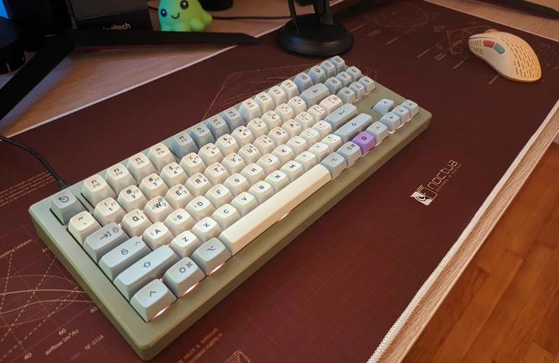 1734995777215.802551881592174820048111-ryokuchaoperator.jpg.jpg