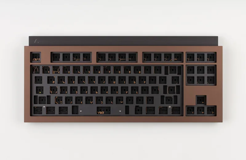 Stratum80_ochre.jpg