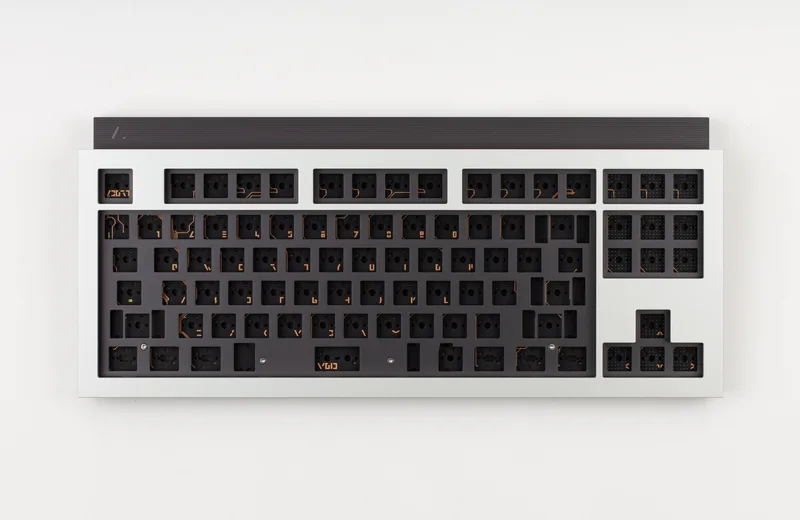 Stratum80_silver.jpg
