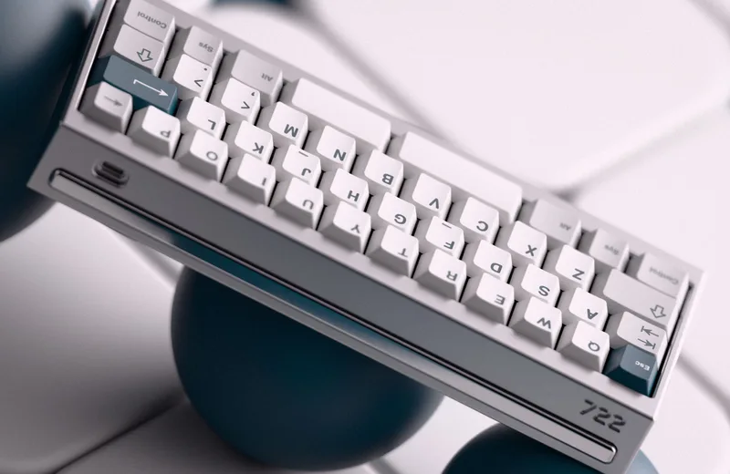 GMK_CYL_Prussian_Alert_-_40_CloseUp.jpg