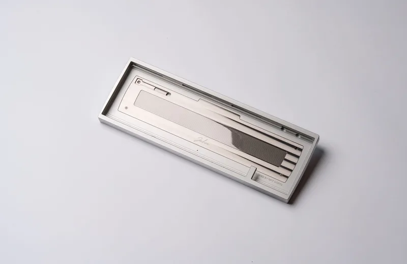 Jahre_65-gt_silver-2.jpg