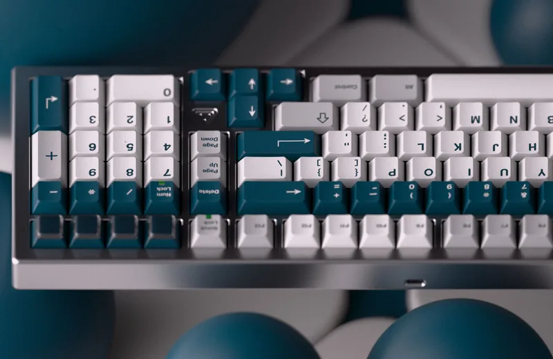 GMK_CYL_Prussian_Alert_-_1800_CloseUp.jpg