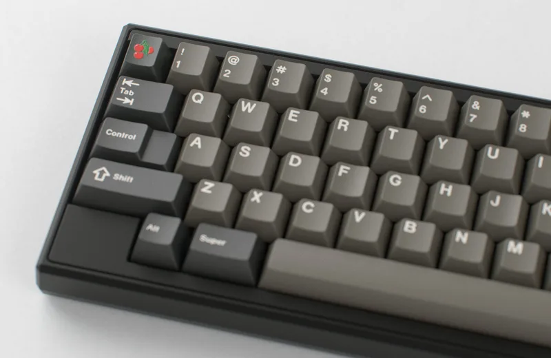 GMK_Dolch_R5X_Zero_CU.jpg