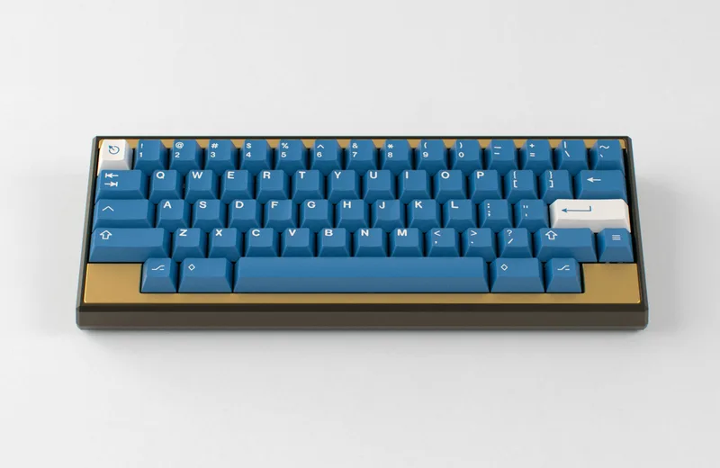 GMK_CYL_Masterpiece_R2_Zero_Frontal_Latin.jpg
