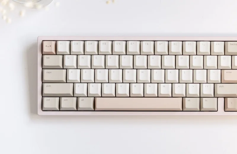 CafeRoseKeycapsLifestyleShot.jpg