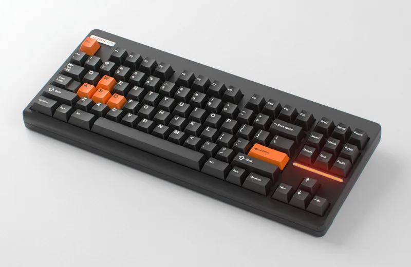 GMK_CYL_Orange_Accent_Kit_CTKL_Black_Wide.jpg
