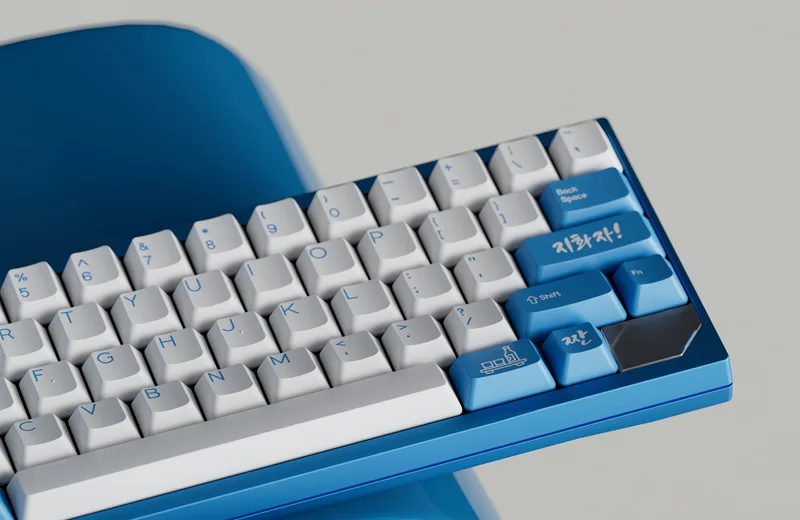 DCS_SOJUBLUE_Float60_2.jpg