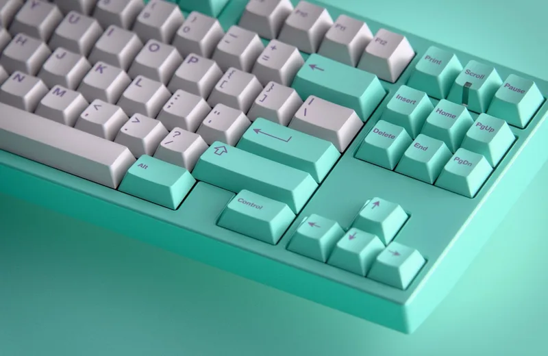 SWG_HyperMix_-_TKL_CloseUp.jpg
