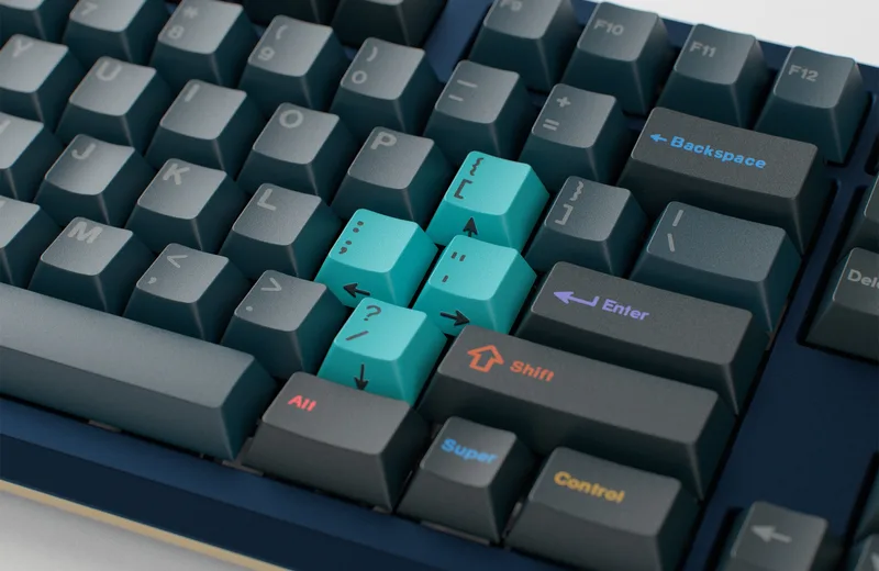 gmk_cyl_solarized_reborn_keyboard_10.jpg